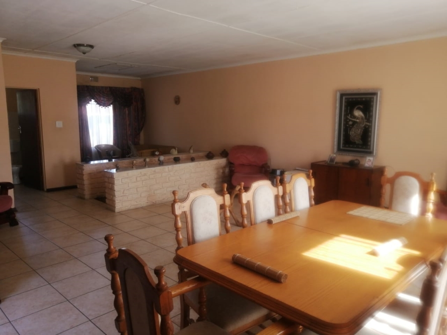 4 Bedroom Property for Sale in Amalinda Eastern Cape